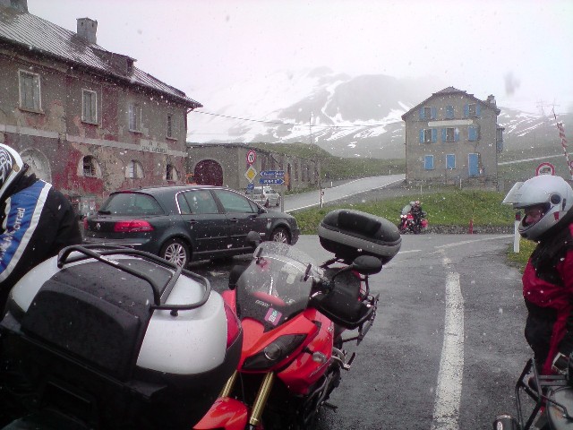 640x480 pixels (88K)